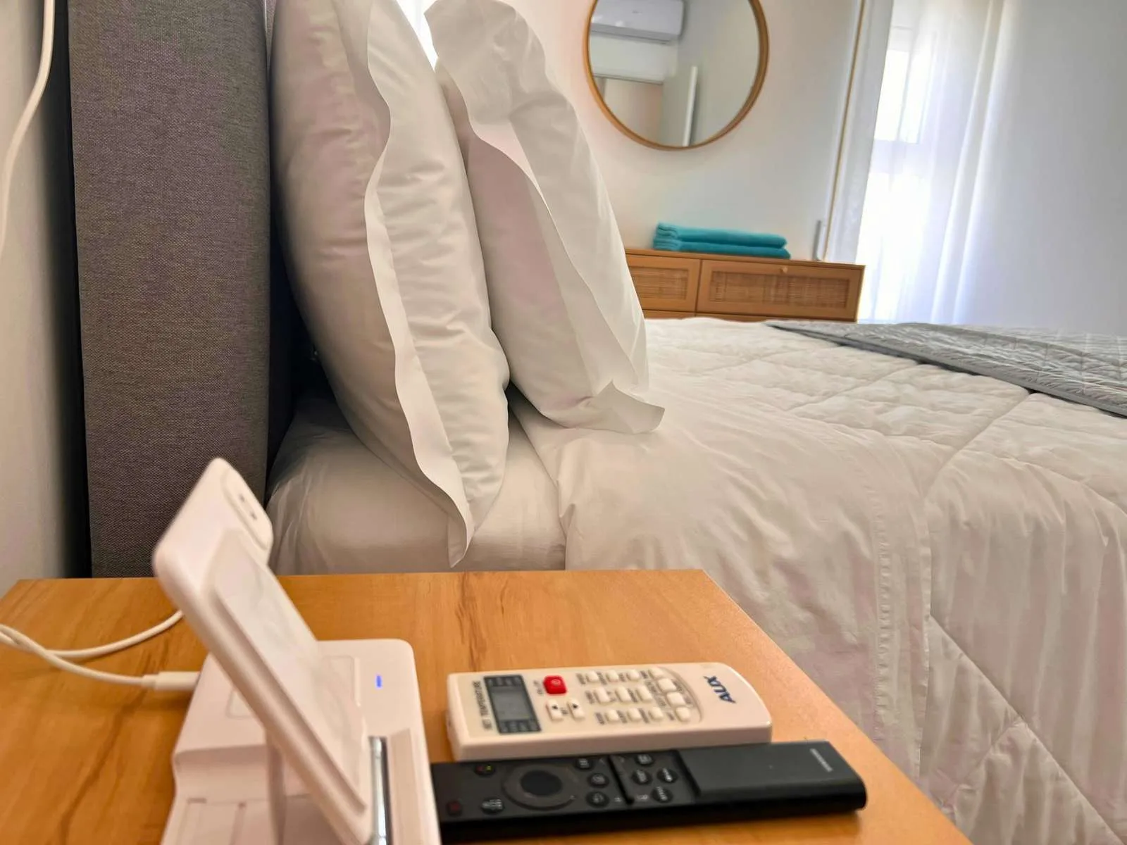 Timeless Beach V — interior 9